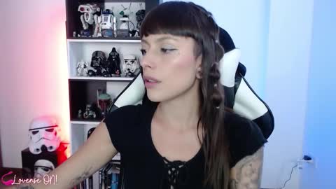 Emily online show from 11-12-25, 07:35