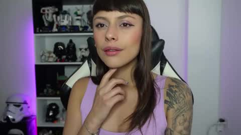 Snapshot of pinkcatlive chatting on 02-04-26, 05:19 Emily online show from 02-04-26, 05:19