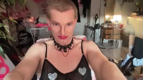 Snapshot of pinkfag chatting on 01-07-26, 02:52 pinkfag online show from 01-07-26, 02:52