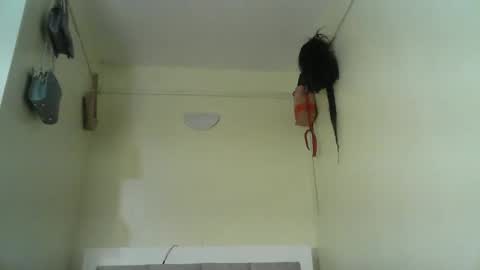 Pinkie online show from 11-20-25, 01:11