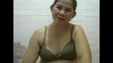 pinkishpusiemom18 online show from 01-23-25, 10:43