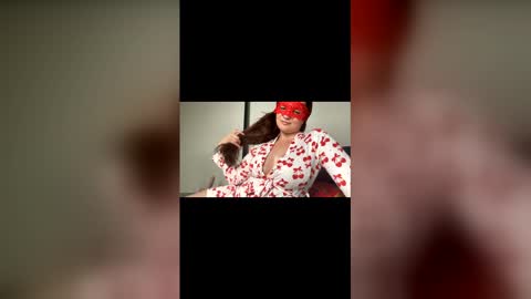 pinkkblossomm online show from 01-18-26, 04:49