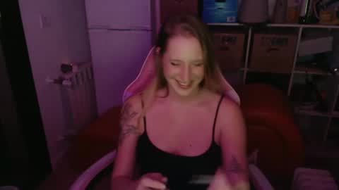 pinkladyx2 online show from 02-01-25, 01:55