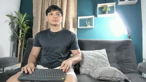 pinksmile_1 online show from 04-14-26, 04:07