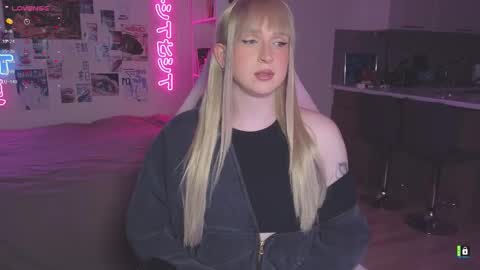 pinkvenom_ online show from 03-29-26, 04:07