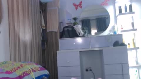 Snapshot of pinkxjuicy chatting on 10-09-25, 03:54 pinkxjuicy online show from 10-09-25, 03:54