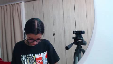 pinky_f00x online show from 03-12-26, 07:53