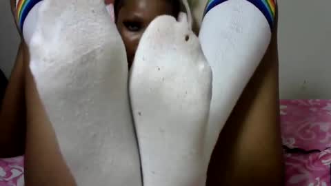 Snapshot of pinky_lov chatting on 02-15-25, 12:33 pinky_lov online show from 02-15-25, 12:33