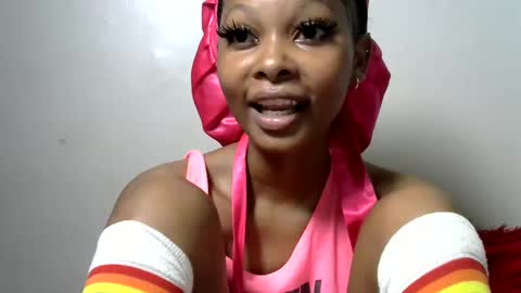 Snapshot of pinky_lov chatting on 02-16-25, 05:48 pinky_lov online show from 02-16-25, 05:48