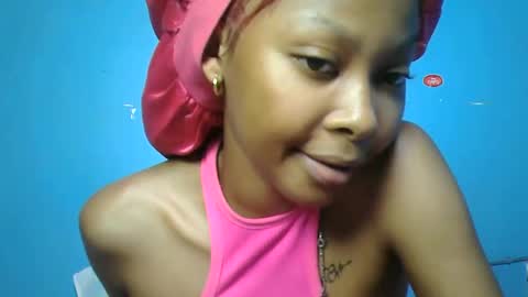 Snapshot of pinky_lov chatting on 09-10-25, 09:20 pinky_lov online show from 09-10-25, 09:20