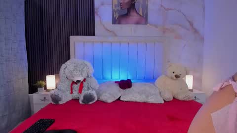 Peachy online show from 11-30-25, 04:05