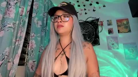 pinky_promiseex online show from 07-24-26, 12:08
