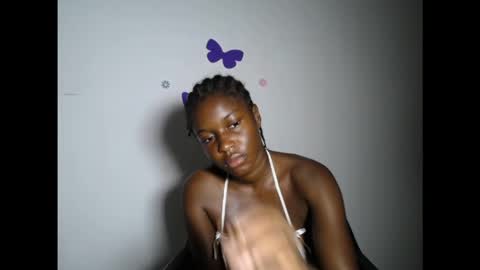 Snapshot of pinkykiki_247 chatting on 12-19-25, 06:20 pinkykiki_247 online show from 12-19-25, 06:20