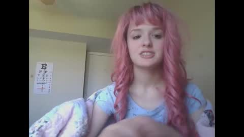 pinkykittykat online show from 04-19-26, 07:16