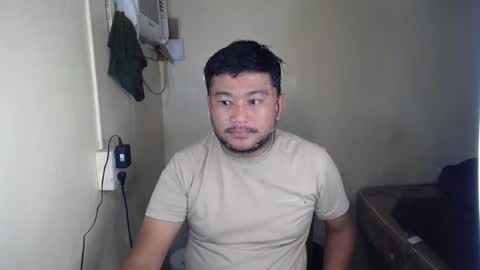 Snapshot of pinoy041087 chatting on 02-09-26, 09:35 pinoy041087 online show from 02-09-26, 09:35