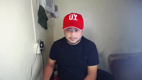 Snapshot of pinoy041087 chatting on 02-19-26, 11:50 pinoy041087 online show from 02-19-26, 11:50