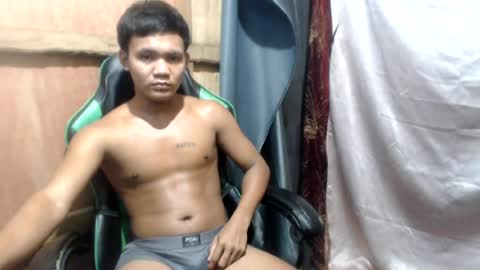 Snapshot of pinoy_fucker18 chatting on 06-20-26, 06:54 pinoy_fucker18 online show from 06-20-26, 06:54