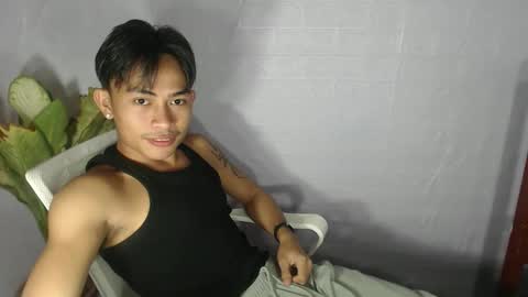 Snapshot of pinoy_palautogxxx chatting on 03-12-26, 02:45 pinoy_palautogxxx online show from 03-12-26, 02:45
