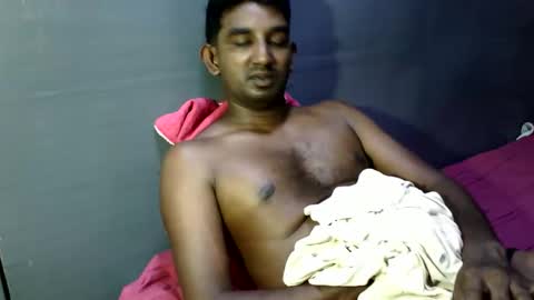 rayvienn online show from 05-11-26, 03:51