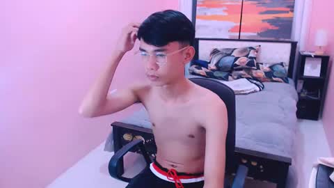 Snapshot of pinoydaksstream chatting on 07-19-26, 04:44 pinoydaksstream online show from 07-19-26, 04:44