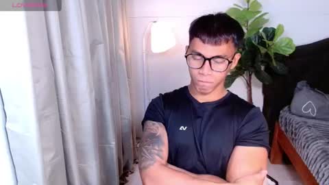 ethan online show from 06-25-26, 11:04