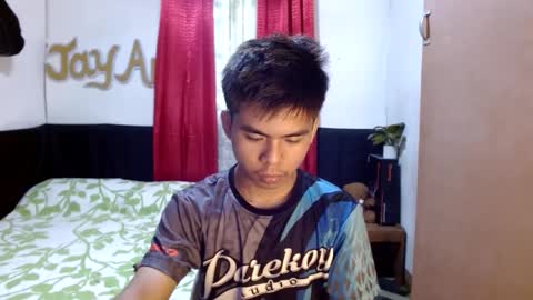 Snapshot of pinoymonstercock_xx chatting on 02-04-25, 03:44 WIN WIN JAY AR online show from 02-04-25, 03:44