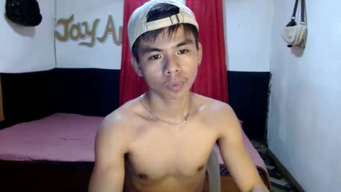 Snapshot of pinoymonstercock_xx chatting on 02-15-25, 05:51 WIN WIN JAY AR online show from 02-15-25, 05:51