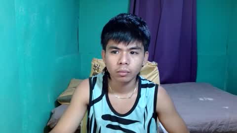 Snapshot of pinoymonstercock_xx chatting on 10-13-25, 06:35 WIN WIN JAY AR online show from 10-13-25, 06:35