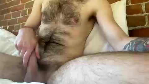 Snapshot of pintior chatting on 10-13-25, 08:31 Pint online show from 10-13-25, 08:31