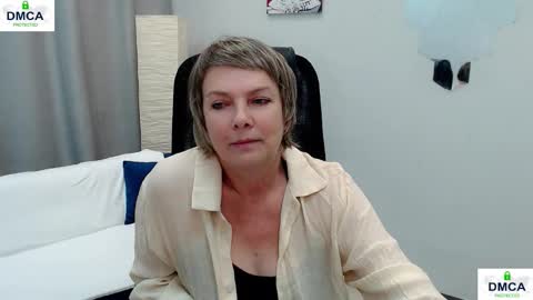 Bella online show from 10-29-25, 09:33