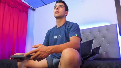 Snapshot of pipe_320 chatting on 01-25-25, 11:11 pipe_320 online show from 01-25-25, 11:11