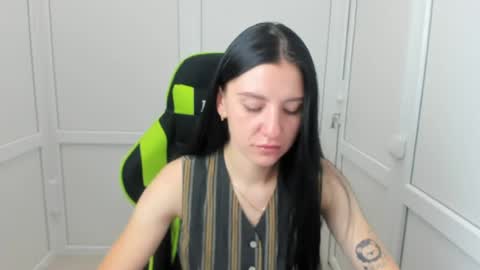 Snapshot of piper_smilee chatting on 07-19-26, 06:28 Piper online show from 07-19-26, 06:28