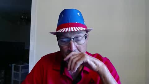 Snapshot of pipewizard chatting on 05-25-26, 10:49 pipewizard online show from 05-25-26, 10:49