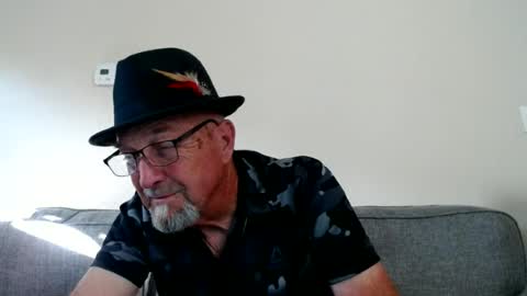 Snapshot of pipewizard chatting on 06-16-26, 11:18 pipewizard online show from 06-16-26, 11:18