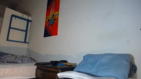 Snapshot of pirata_privado chatting on 11-09-25, 01:48 pirata_privado online show from 11-09-25, 01:48