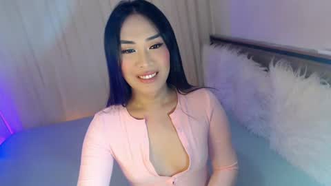 Ari online show from 10-22-25, 10:59