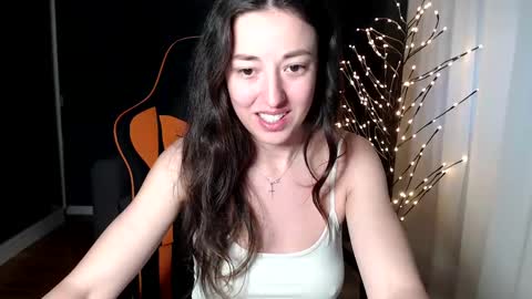 piscesgirl06 online show from 12-28-24, 06:06
