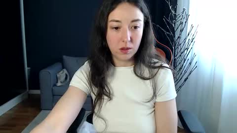 Snapshot of piscesgirl06 chatting on 02-11-26, 06:18 piscesgirl06 online show from 02-11-26, 06:18