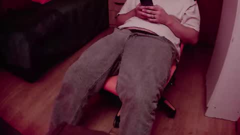 pisceslost online show from 12-16-25, 01:21