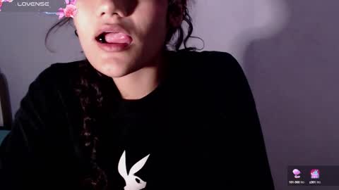 Snapshot of piscis_dreams chatting on 09-10-25, 11:38 PiscisDreams online show from 09-10-25, 11:38