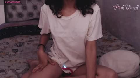 Snapshot of piscis_dreams chatting on 07-07-26, 11:25 PiscisDreams online show from 07-07-26, 11:25