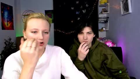 Snapshot of pit_wetty chatting on 12-03-25, 09:51 Pitt online show from 12-03-25, 09:51