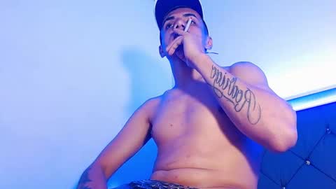 Snapshot of pitersonnt chatting on 09-15-25, 05:51 pitersonnt online show from 09-15-25, 05:51