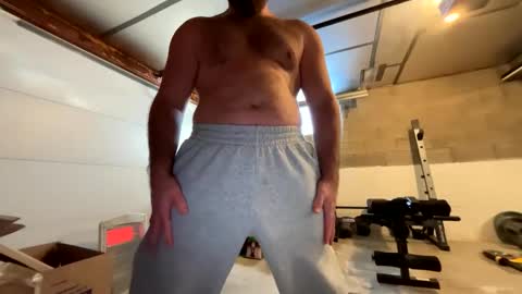 Snapshot of pitt821 chatting on 02-10-26, 09:08 Mike online show from 02-10-26, 09:08