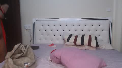 pixel online show from 02-14-26, 06:21