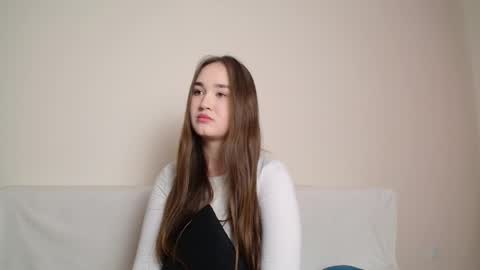 Lily online show from 04-25-26, 01:41