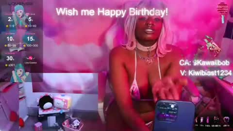 Snapshot of pixiebob25 chatting on 02-15-25, 08:00 Thekawaiidomme online show from 02-15-25, 08:00