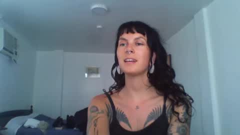 pixiecatfairy online show from 03-21-26, 08:19