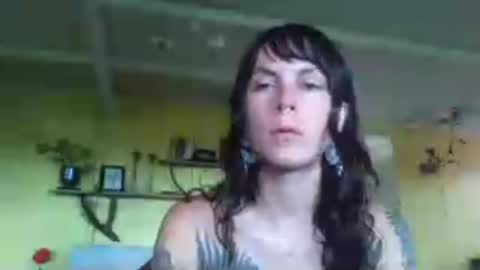 pixiecatfairy online show from 04-22-26, 11:17