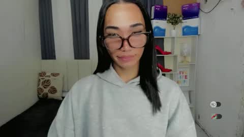 Snapshot of pixiedoll_ chatting on 12-21-25, 11:01 pixiedoll_ online show from 12-21-25, 11:01